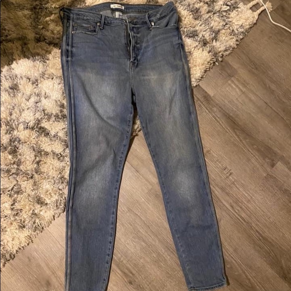 Good American Good Legs 16
